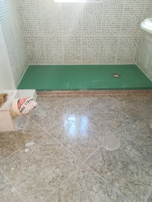 Reformas Osma es una empresa de reformas en Alcalá de Henares, Madrid, especializada en reforma de viviendas, cambio de bañera por plato de ducha. Acometemos cualquier tipo de reforma en cocinas, baños, viviendas, comunidades, locales comerciales, etc.